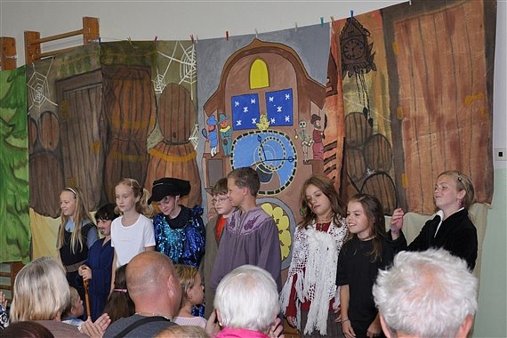 110 let školy ve Veleni 17. 9. 2011 – fotografie 10