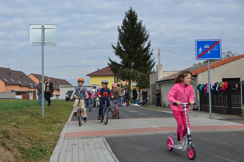 Dopravní den pro děti v ul. U Lípy – fotografie 3