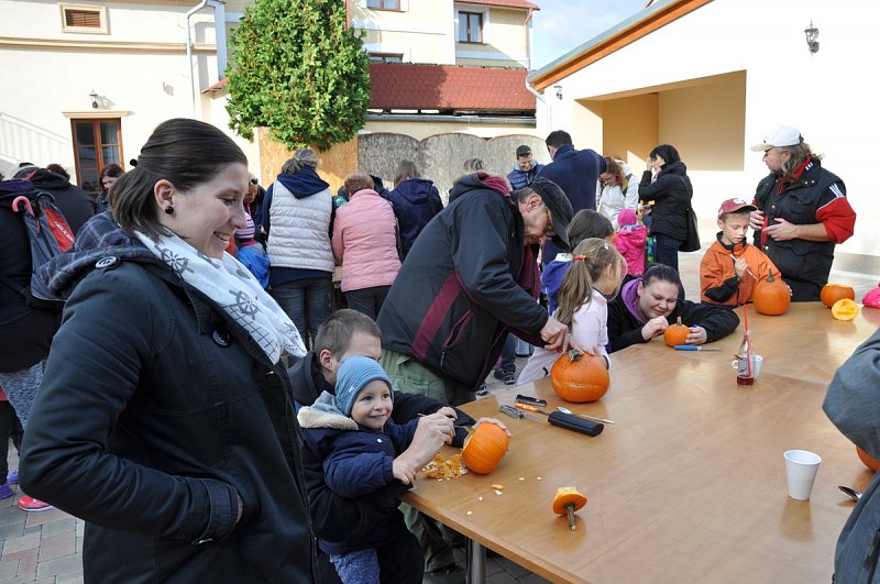 Dýňování na dvorku 2016 – fotografie 12