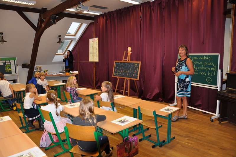 Hurá do školy - 3. září 2018 ve veleňské škole – fotografie 4