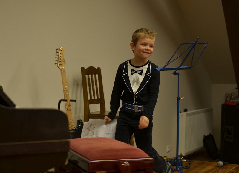 Koncert dětí z Veleně a Mírovic 20.11.2015 – fotografie 7