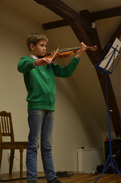 Koncert dětí z Veleně a Mírovic 20.11.2015 – fotografie 16