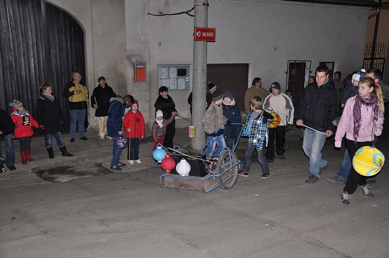 Lampionový průvod 17. 11. 2012 – fotografie 7