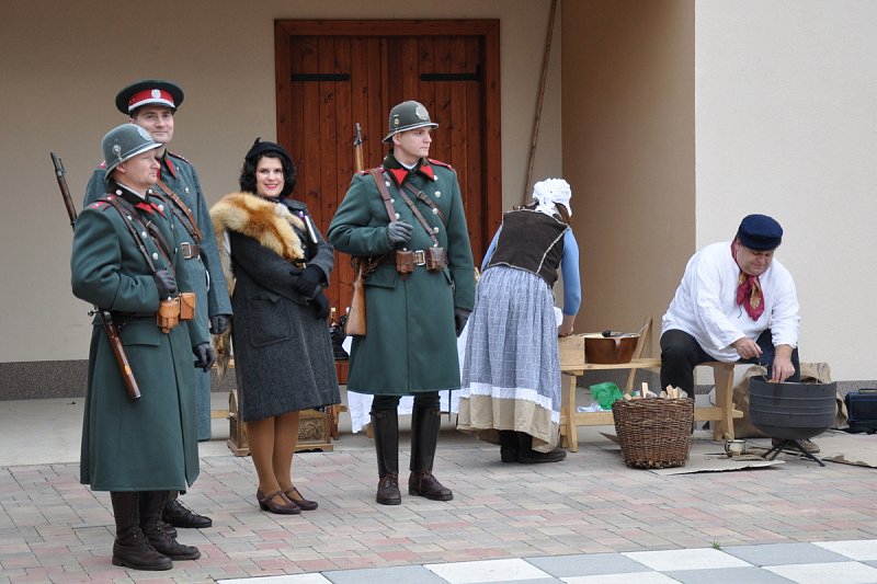 Oslava dne republiky 28. října 2016 ve Veleni – fotografie 16