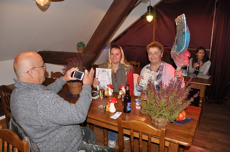 Podvečer s p. Peškem 20. října – fotografie 5