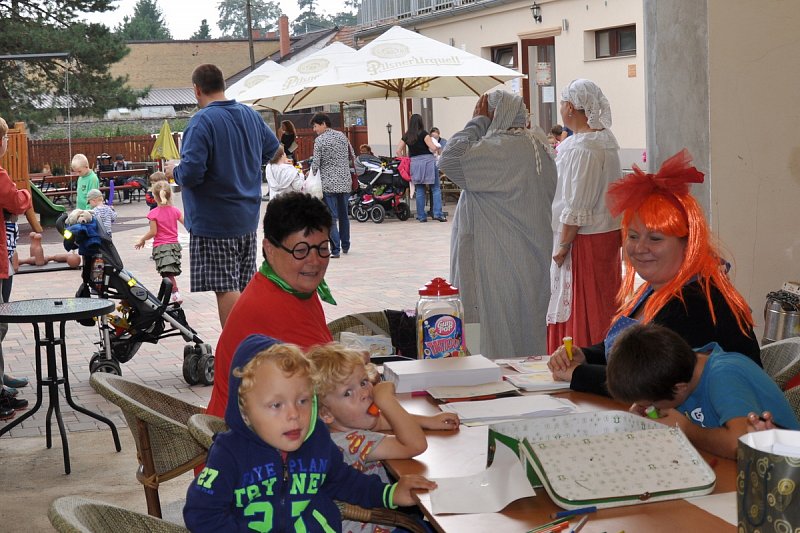 Pohádkové odpoledne ochotnického spolku Ajeto – fotografie 4