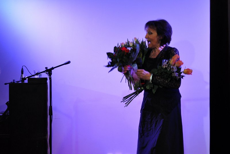 Recitál Marty Kubišové ve Veleni – fotografie 7