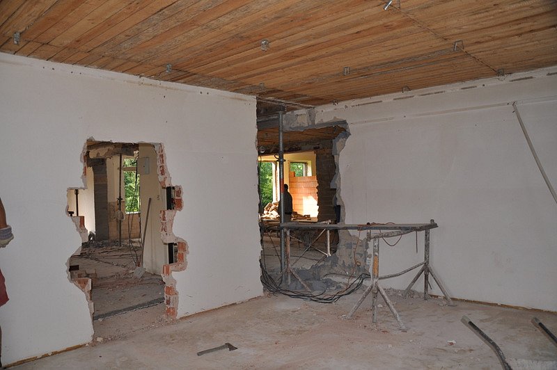Rekonstrukce MŠ Veleň, stav ke dni 15.7.2013 – fotografie 6