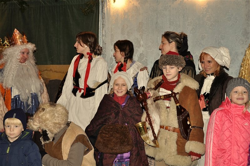 Zpívání pod stromečkem 2011 – fotografie 8