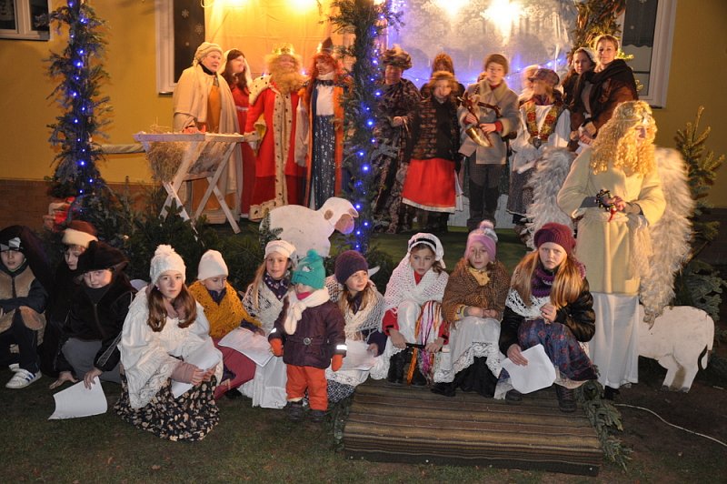 Zpívání pod stromečkem 2013 – fotografie 12