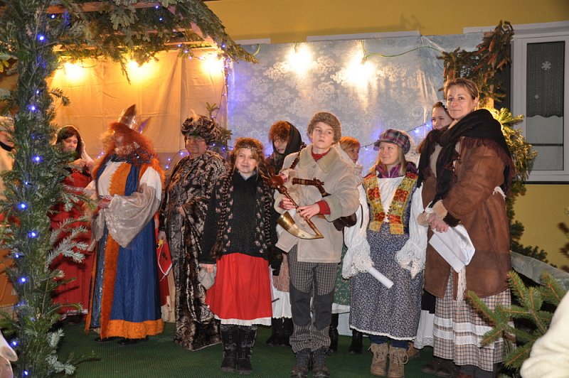 Zpívání pod stromečkem 2013 – fotografie 14