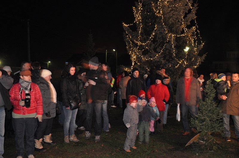 Zpívání pod stromečkem 2013 – fotografie 16