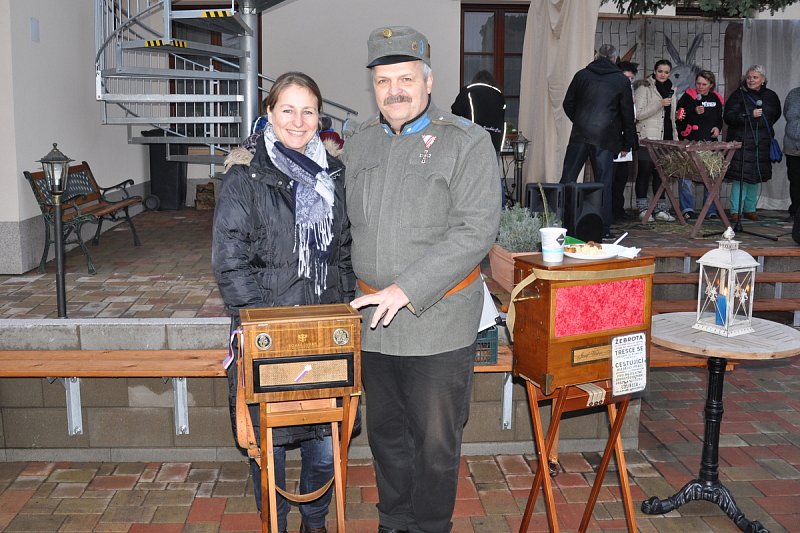 Zpívání pod stromečkem 2015 – fotografie 10