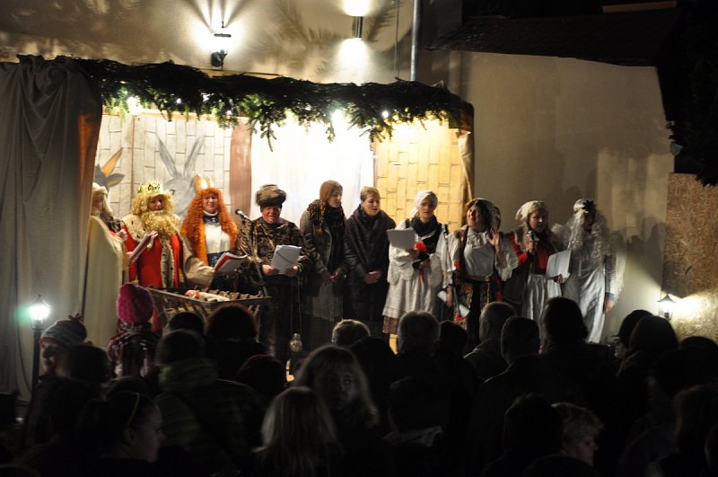 Zpívání pod stromečkem 2015 – fotografie 17