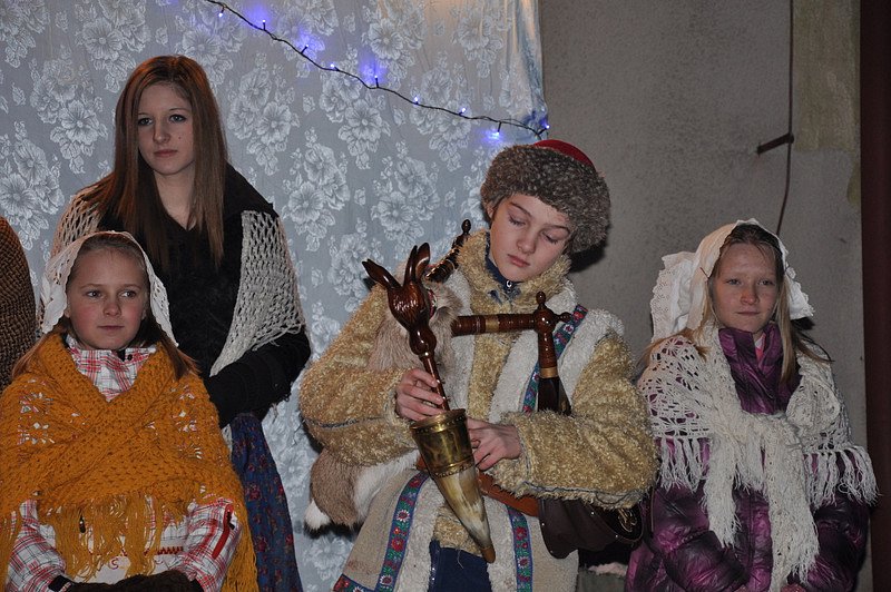 Zpívání pod stromečkem 22. 12. 2012 – fotografie 4