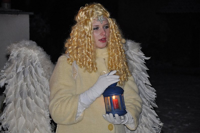 Zpívání pod stromečkem 22. 12. 2012 – fotografie 6