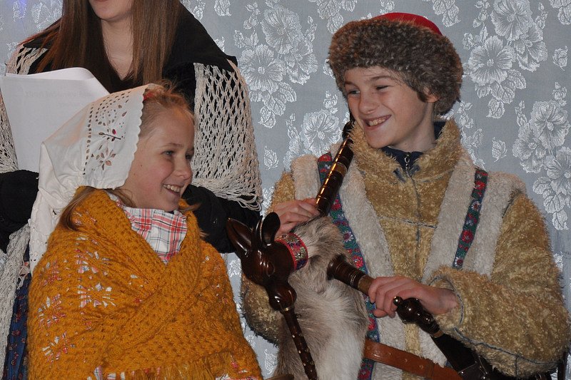 Zpívání pod stromečkem 22. 12. 2012 – fotografie 12